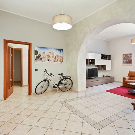 Central Balcony Apartment 카타니아 외부 사진