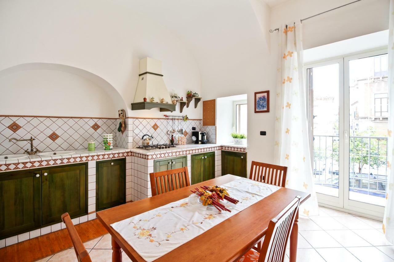 Central Balcony Apartment 카타니아 외부 사진